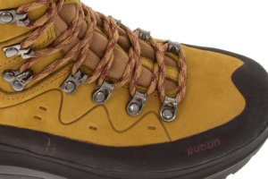 Jungfrau 17 Peanut W nah